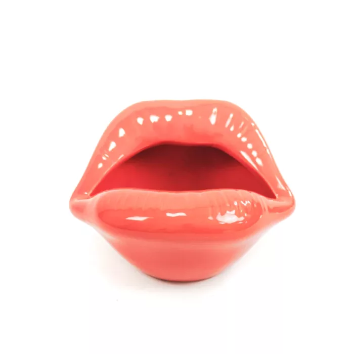 HV lips